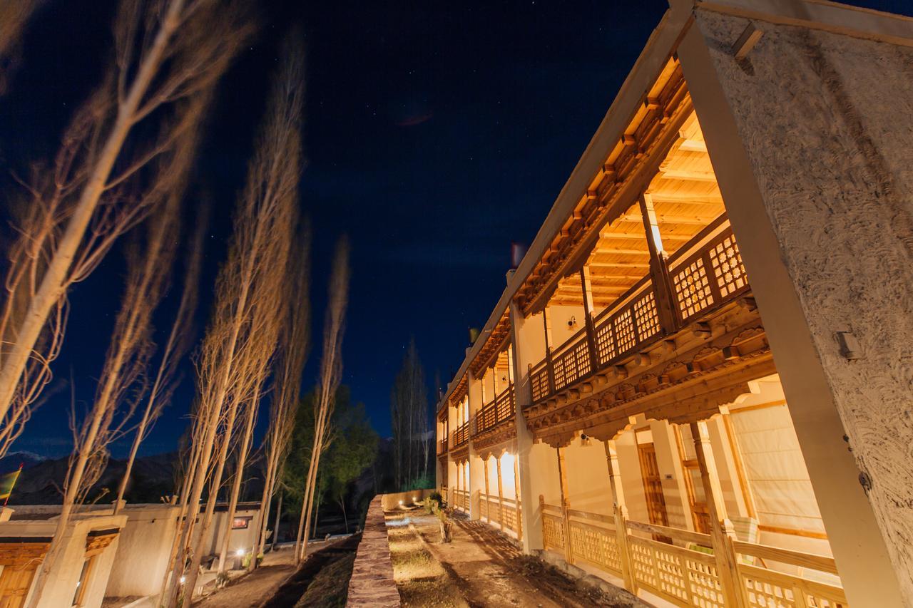 Ladakh Sarai Resort Leh Exteriör bild