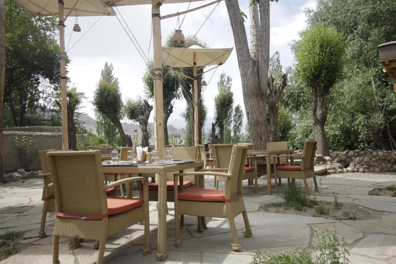 Ladakh Sarai Resort Leh Exteriör bild